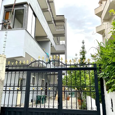 Lumturi Resident Apartamento