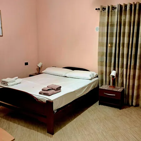 Lumturi Resident Apartamento *